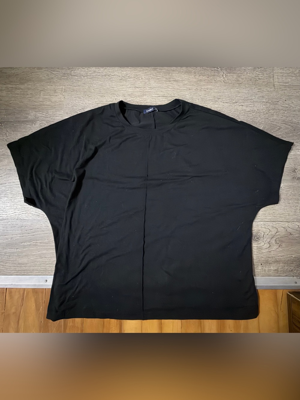 Smythe Womens Black Short-Sleeve Crew baby tee- never been worn